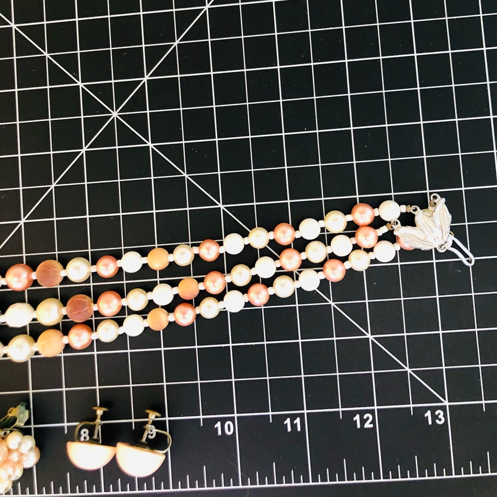 Vintage Granny Jewelry lot - Picture 3 of 10